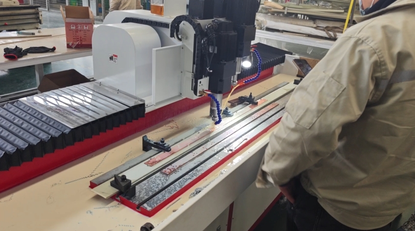 數(shù)控鉆孔機(jī) 數(shù)控鉆孔機(jī)